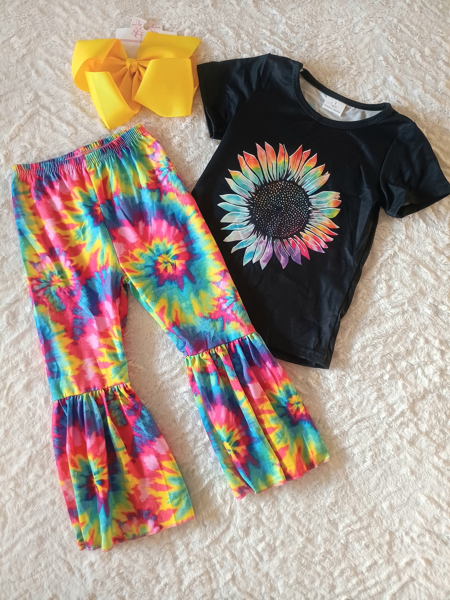 Toddler Boho Tie Dye Flower Bell Bottom Outfit w/Lrg bow Size 2T