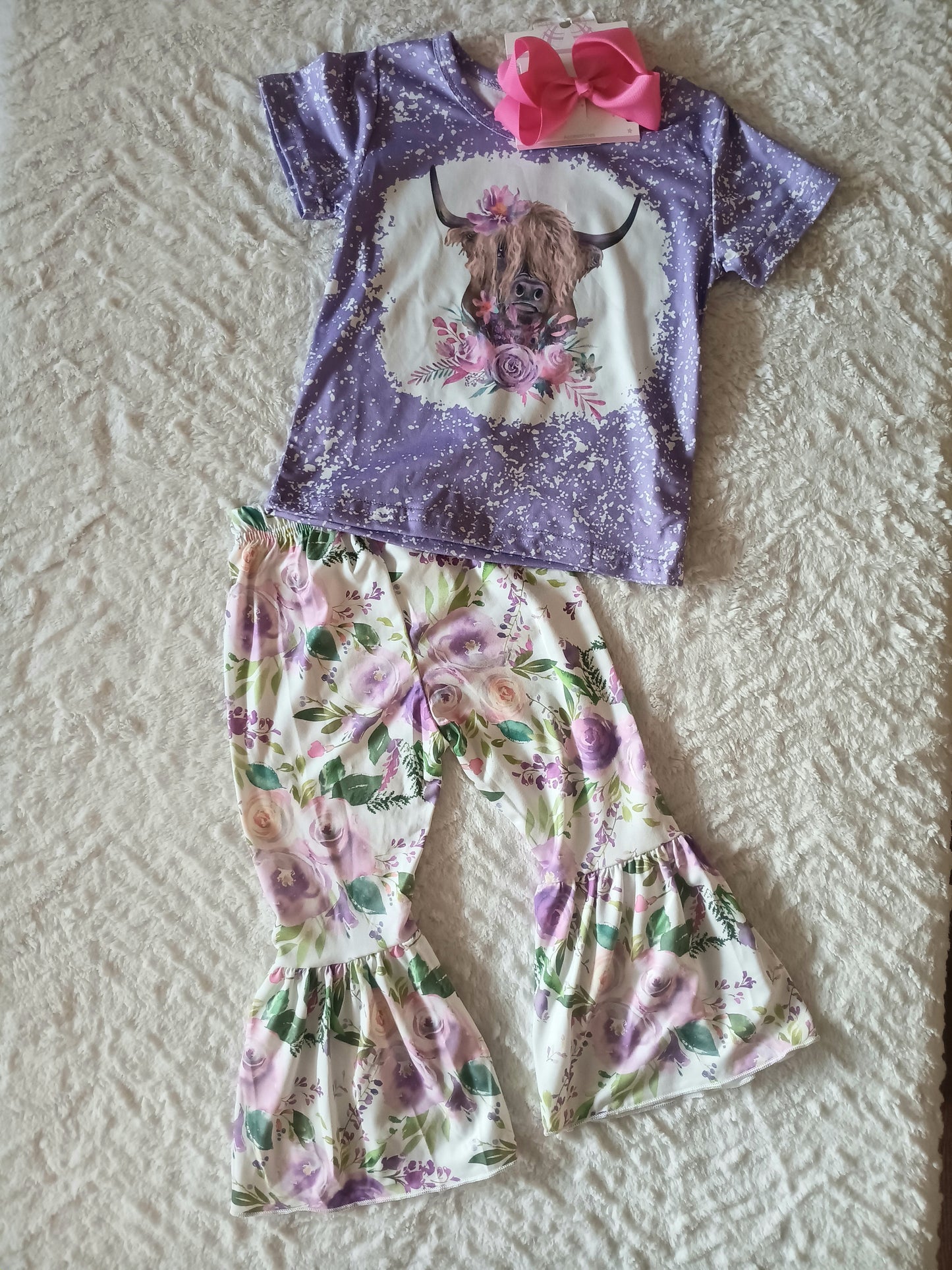 Beautiful Floral Cow Girls Bell Bottom Set w/ pink bow