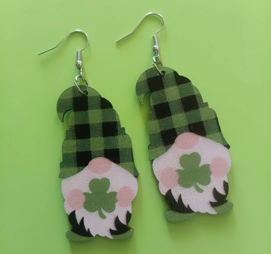 Cute Plaid Clover Gnome earrings