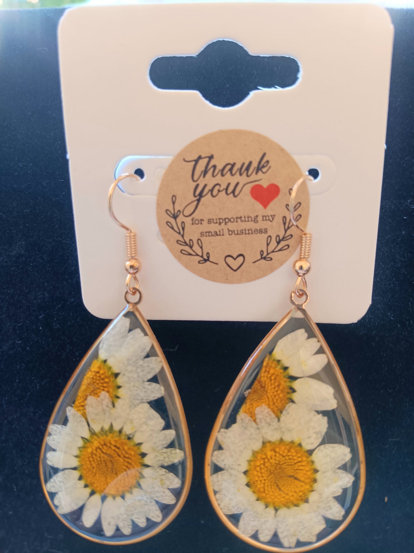 Beautiful Dried White Flower Teardrop Earrings