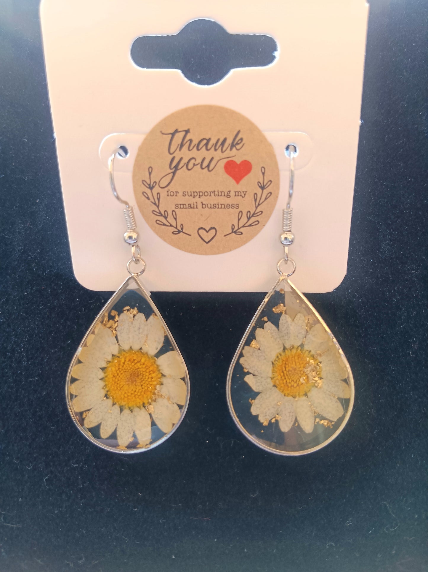 Gorgeous Glittery Dried White Flower Teardrop Earrings