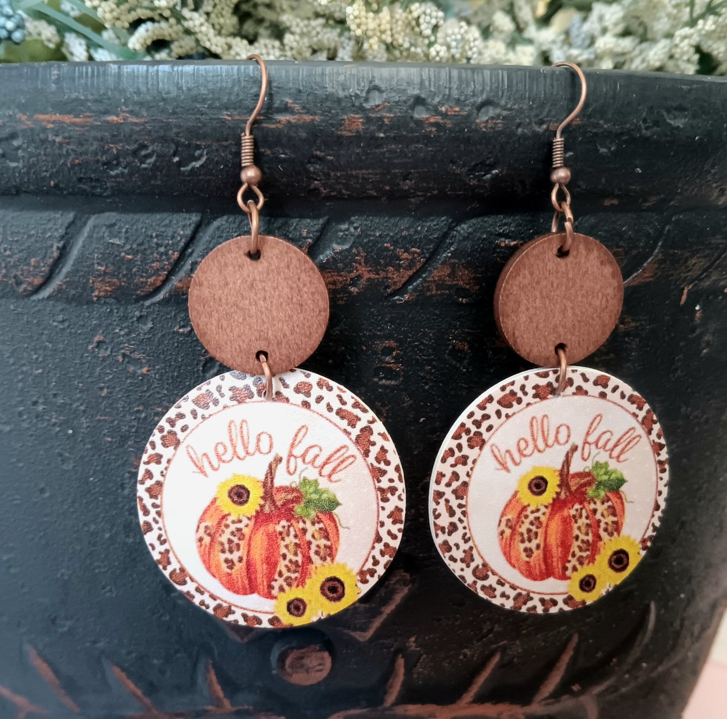 Classy Lightweight Hello Fall Pumpkin Earrings