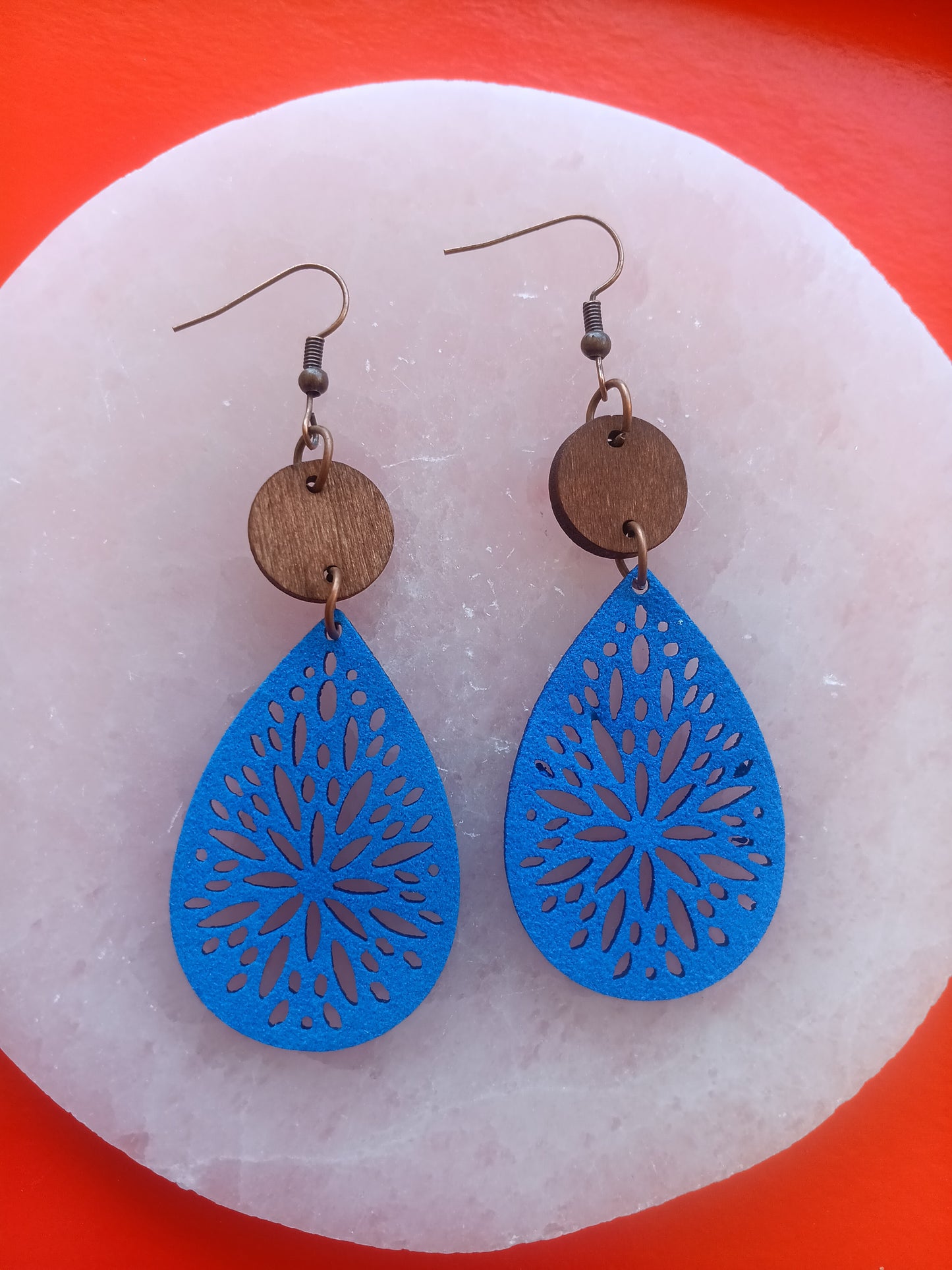 Gorgeous Feather Light Bohemian Earrings Blue