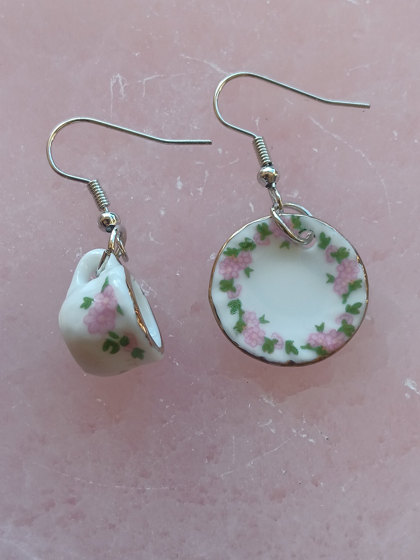 Adorable Tea Cup earrings