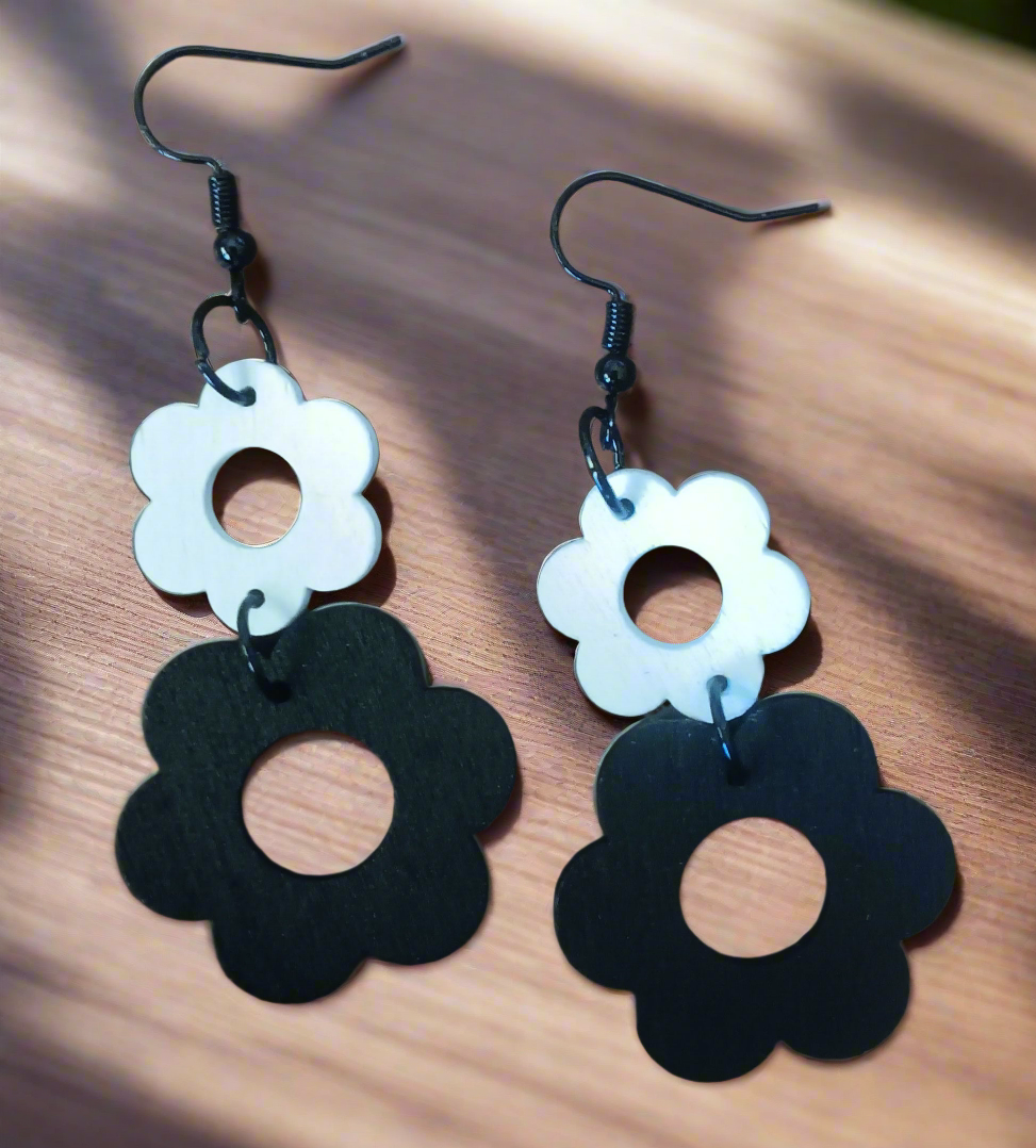 Beautiful Bohemian Black & White Flower Earrings