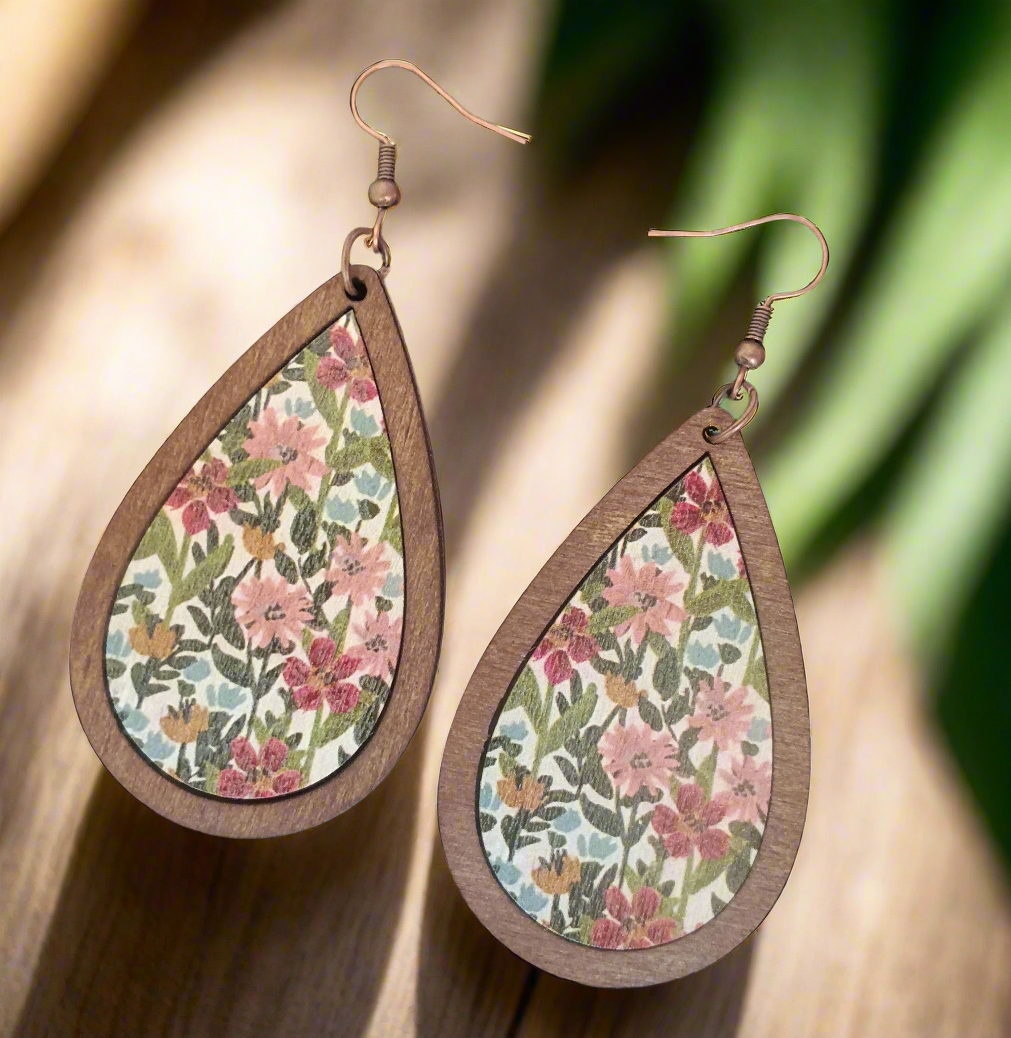 Beautiful Vintage Style Floral Earrings